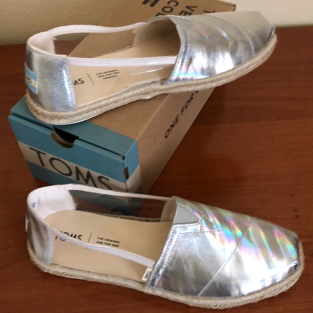 Toms shoes